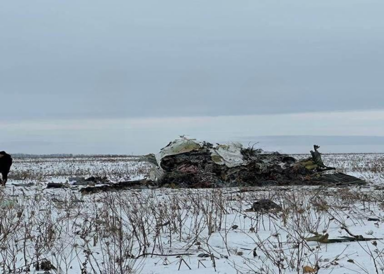 В Белгородской области РФ упал военно-транспортный самолет