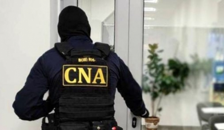 Полицейского из Страшен подозревают в торговле влиянием