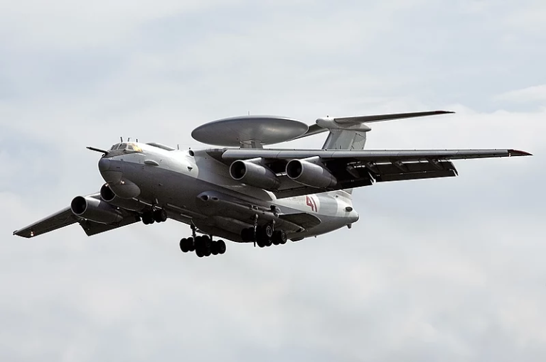 ВСУ сбили над Азовским морем российский самолет-разведчик А-50 — украинские СМИ