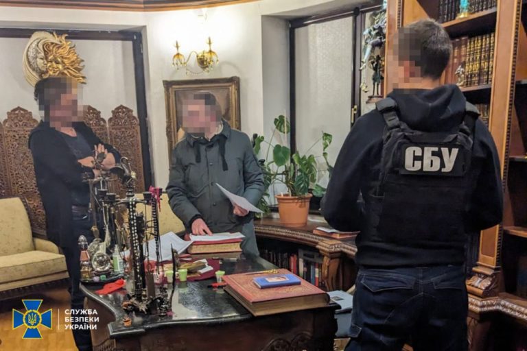 СБУ подозревает чиновников Минобороны Украины в краже 1,5 млрд гривен на закупке снарядов