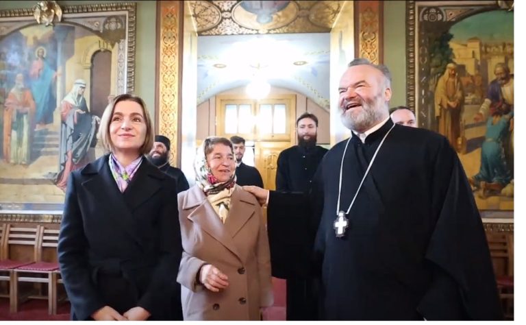 (ВИДЕО) Майя Санду поздравила молдаван с Рождеством: «Давайте откроем свои сердца — ради взаимопонимания и солидарности»