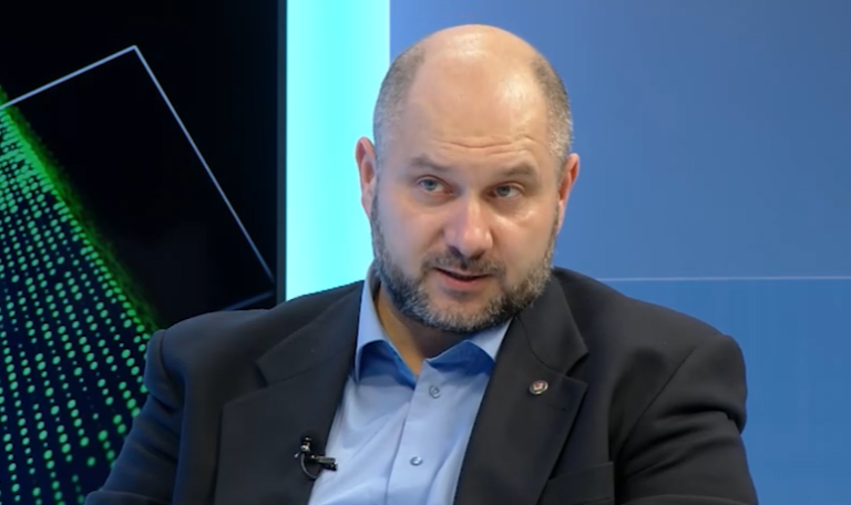 Виктор Парликов
