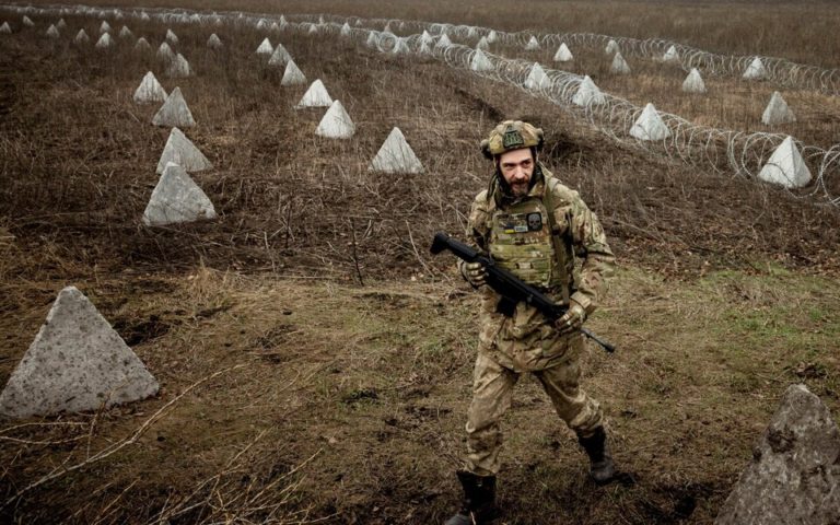 Telegraph: Украина строит собственную «линию Суровикина»