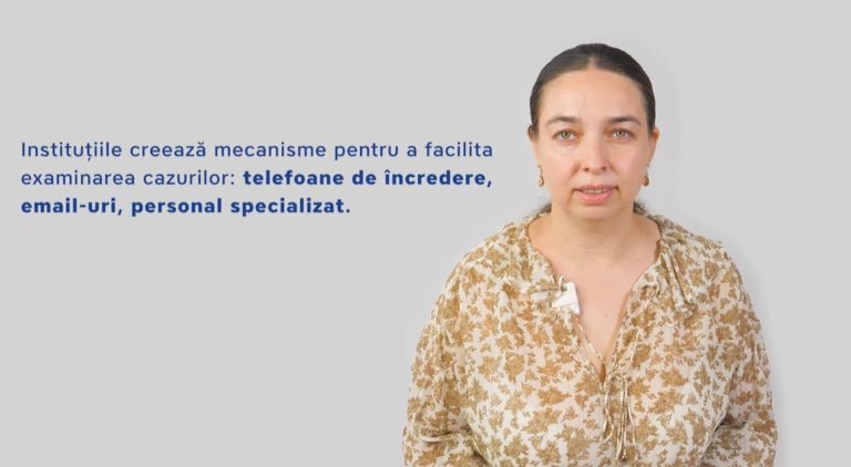 Что делать студенту, если его вынуждают «вложить благодарность» в конспект?