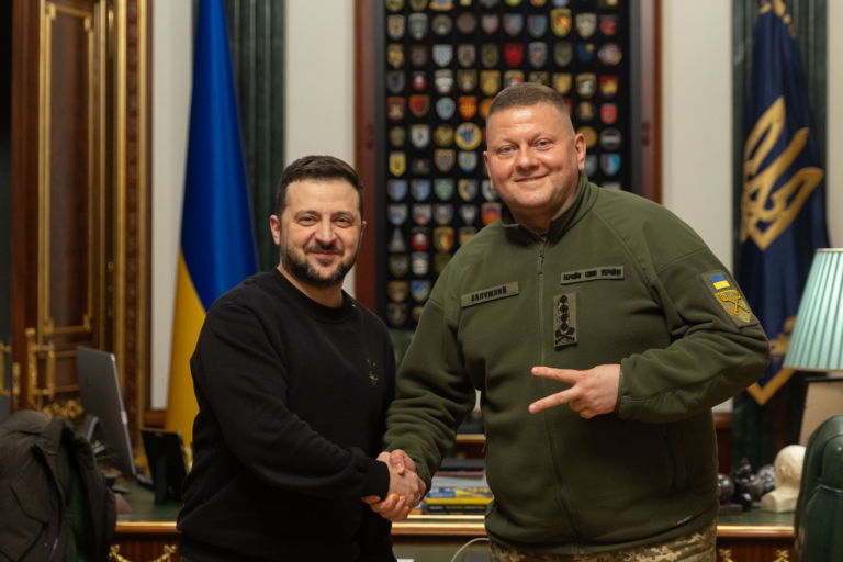 Главком ВСУ Залужный ушёл в отставку, его сменил командующий сухопутными войсками Александр Сырский