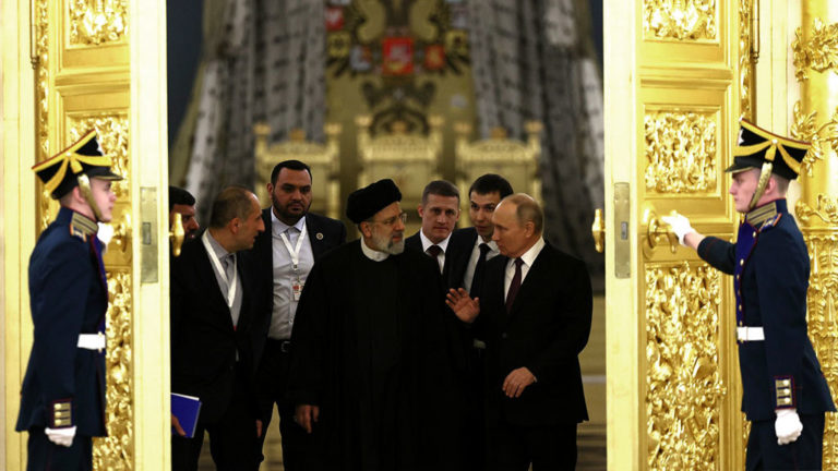 Не только «Шахеды». Иран отправил в Россию сотни баллистических ракет — Reuters
