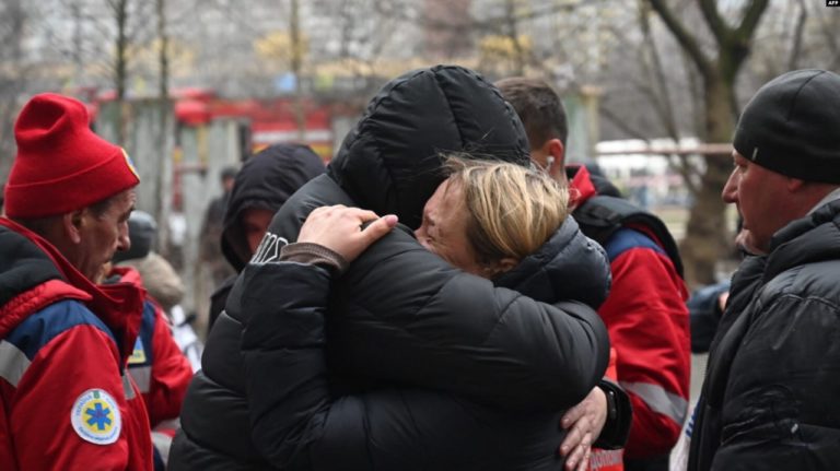 (ФОТО/ВИДЕО) В результате обстрела Киева погибло 4 человека, пострадало до 40