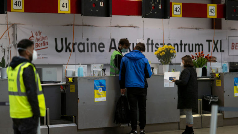 В Германии более 1300 самозванцев выдавали себя за украинских беженцев