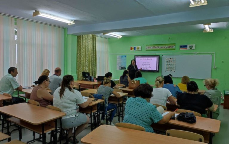 На курсы румынского языка допустят всех, кто подал заявление