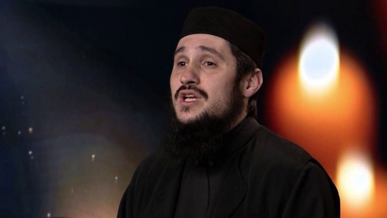Скандальный священник Геннадий Валуца вернулся к службе