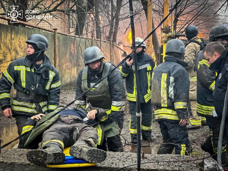 Число жертв удара по Одессе возросло до 21. Более 70 человек ранены