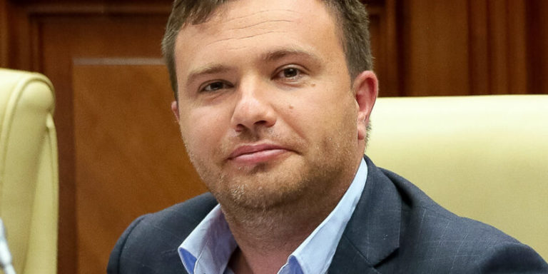 Новый министр окружающей среды пообещал уволить подчинённых, которые не справляются с работой