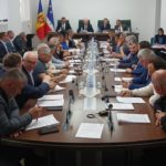 Получают ли зарплату депутаты Народного собрания Гагаузии после истечения мандата?