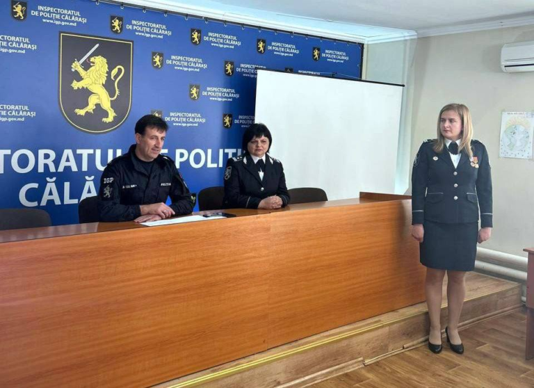 Впервые в истории молдавской полиции на руководящие должности назначили шесть женщин