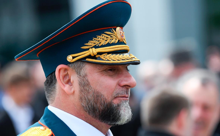 Главу МЧС Чечни задержали в Дагестане. После вмешательства спецназа Кадырова его отпустили