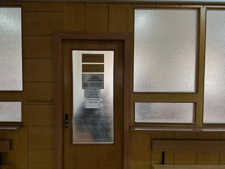 Троих подозреваемых по делу о коррупции в аэропорту Кишинева задержали на 30 суток