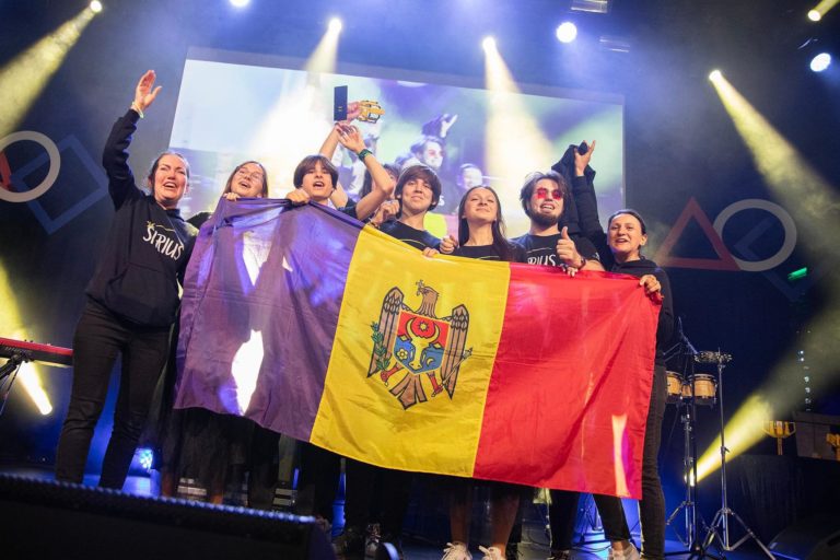 Молдавские лицеисты взяли первое место чемпионата Европы по робототехнике в Норвегии