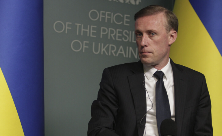 В США ожидают, что в 2024 году Украина выстоит в обороне, а в следующем перейдет в наступление — FT