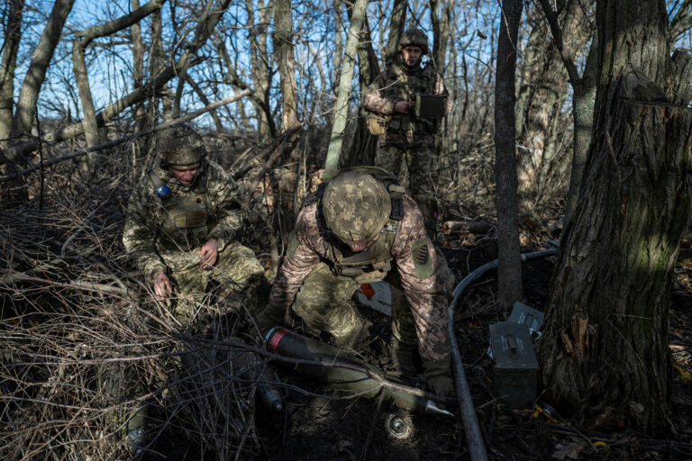 Как Запад допустил дефицит боеприпасов у Украины — расследование Reuters