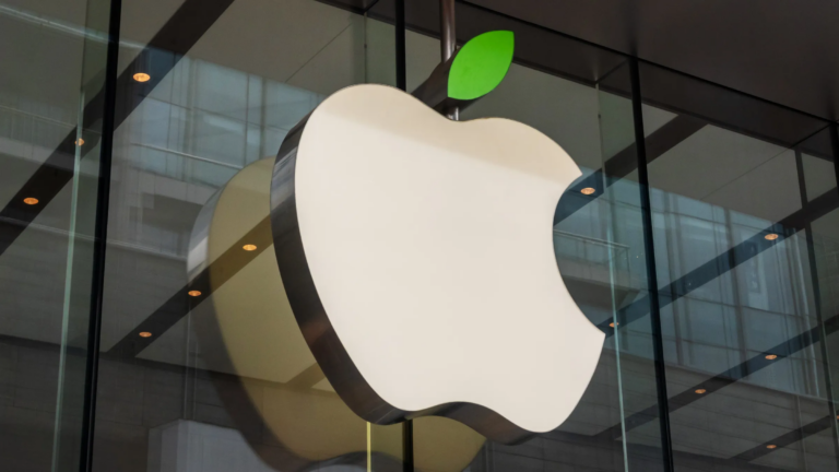 Apple предупредила пользователей почти в ста странах о кибератаках