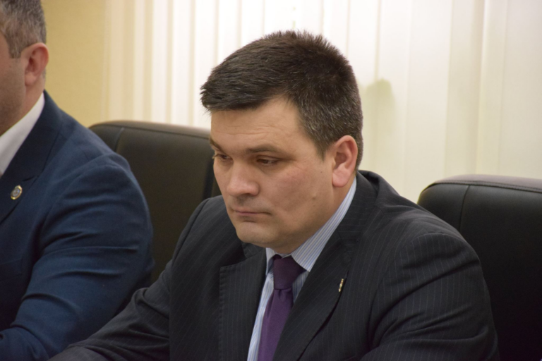 Главу молдавского отделения Интерпола Центю перевели под домашний арест