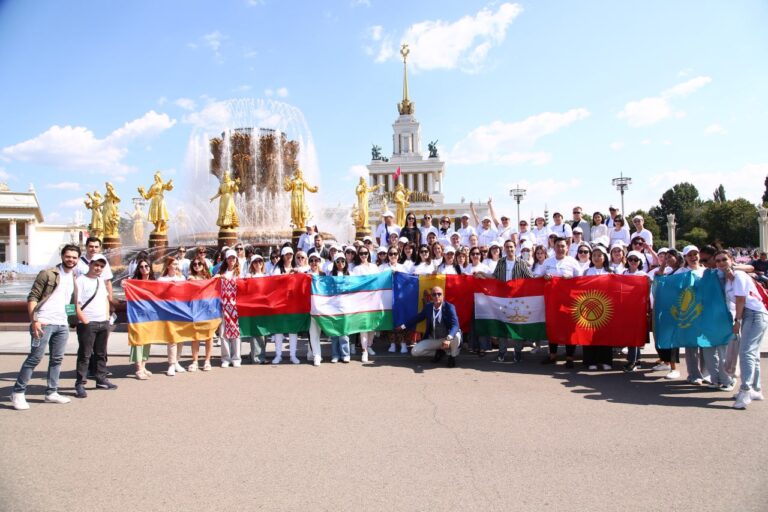 Учителя из Гагаузии побывали на форуме в Москве, организованном шоровской «Евразией»