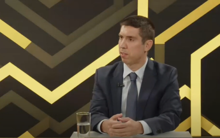 Проект закона о финансовой поддержке детей дипломатов отзовут — министр Попшой