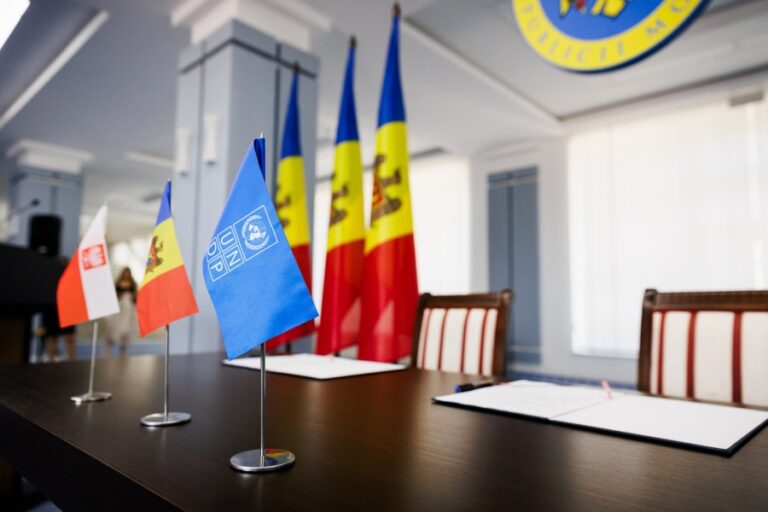 Одну из 35 образцовых школ Молдовы модернизируют за деньги ПРООН и Польши