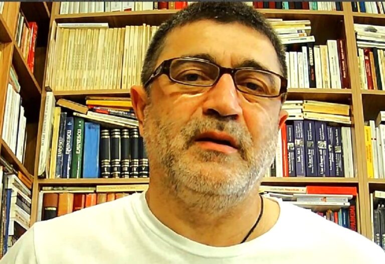 Реакция Юрия Рошки на приговор: 6 лет тюрьмы считает «наградой», а себя «диссидентом №1»