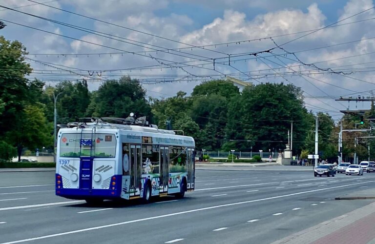 В начале недели движение транспорта в столице будет затруднено — в Кишинев едут важные гости и состоятся концерты