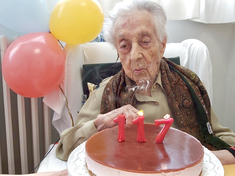 В Испании умерла старейший человек на земле — ей было 117 лет