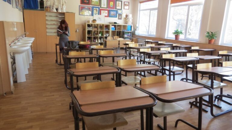 Около 200 детей из Украины пойдут в первые классы кишинёвских школ