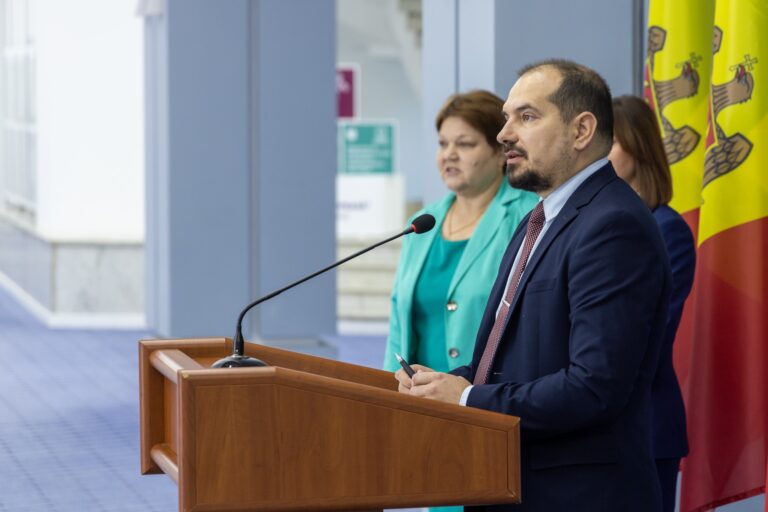 Минсоцзащиты выделит свыше 70 млн леев на развитие служб социальной помощи во всех районах страны