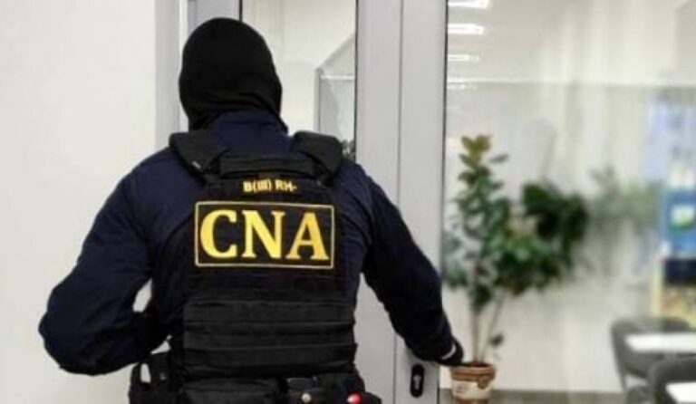 В мэрии и мунсовете Сорок проходят обыски по делу о коррупции