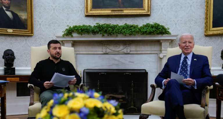 Байден и Харрис пообещали Зеленскому дальнейшую поддержку, Трамп заявил, что «Украины не существует» 
