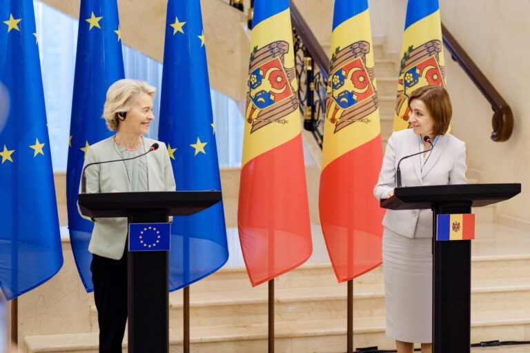 «Это амбициозный экономический план, ЕС вас поддержит» — Урсула фон дер Ляйен сообщила о предоставлении Молдове 1,8 млрд евро 