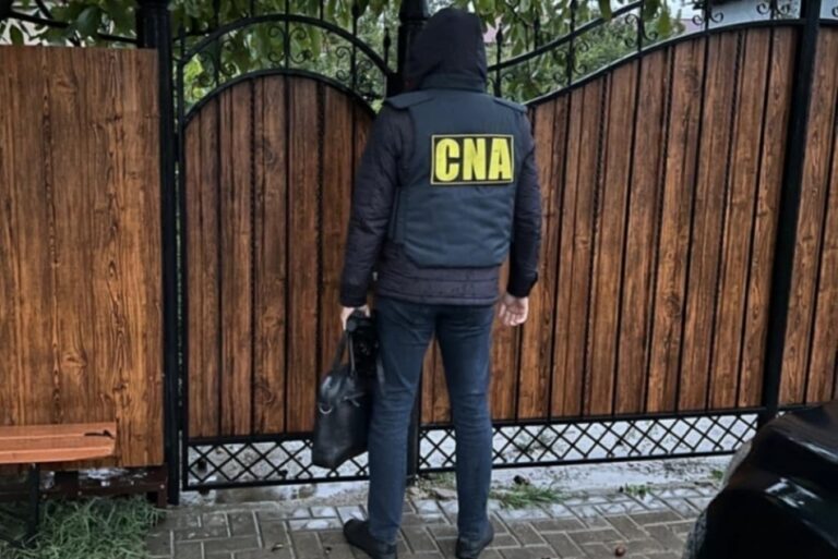 (ФОТО) У шоровцев в Комрате прошли новые обыски: задержаны пять человек