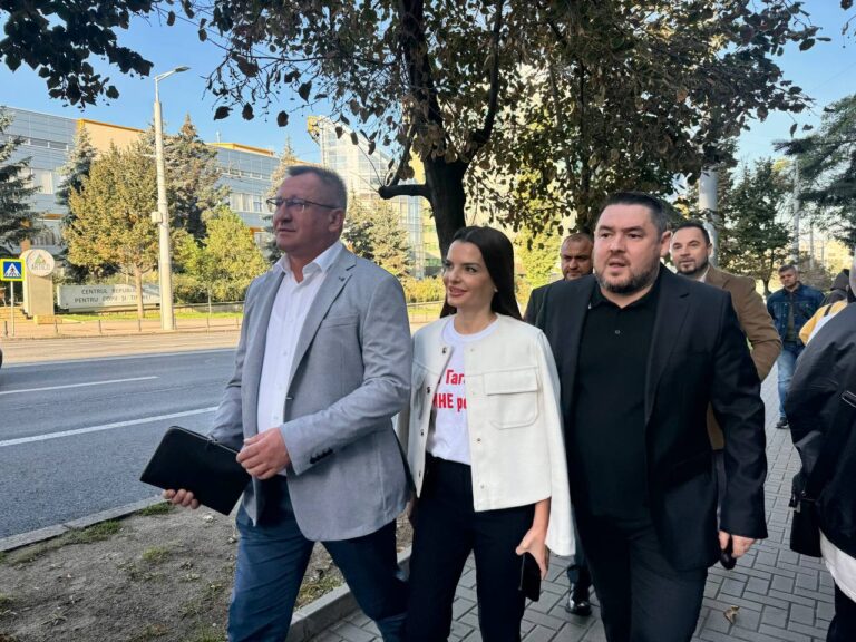 В Кишинёве проходит заседание суда по делу Евгении Гуцул