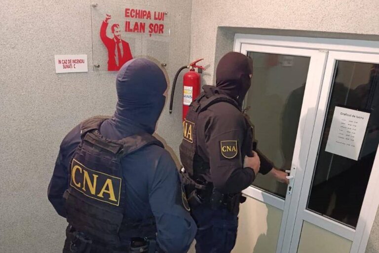 В Ниспоренах и Страшенах прошли обыски в офисах блока «Победа» по делу о коррупции на выборах
