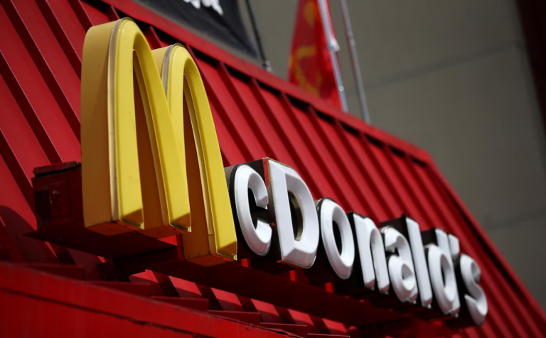 В сети McDonald’s использовали работников, купленных у мафии: за свой труд они получали гроши