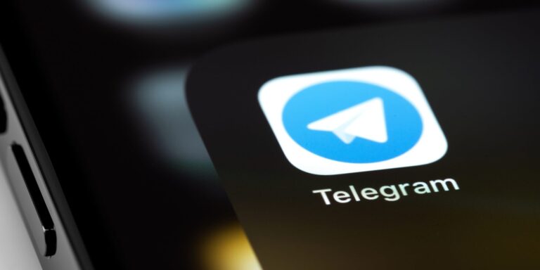 Автора телеграм-канала с интимным контентом молдаванок объявили в международный розыск