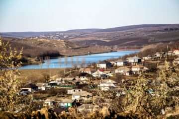 Село в Молдове, осень, пейзаж