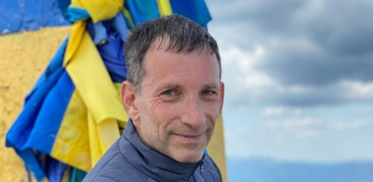 Портников: Россия использует войну против Украины для устрашения других стран
