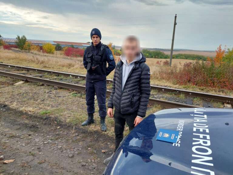 Пограничники Молдовы и Украины раскрыли схему переправки людей в Румынию
