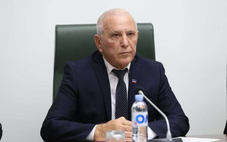 Спикер Народного собрания Гагаузии призвал примаров не выступать в соцсетях, а звонить ему лично