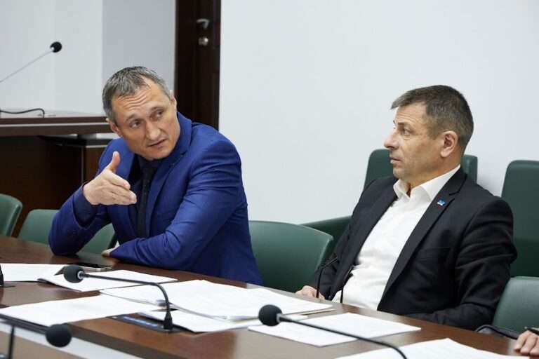 Депутаты Народного Собрания Гагаузии раскритиковали идею съезда депутатов всех уровней в 2025 году