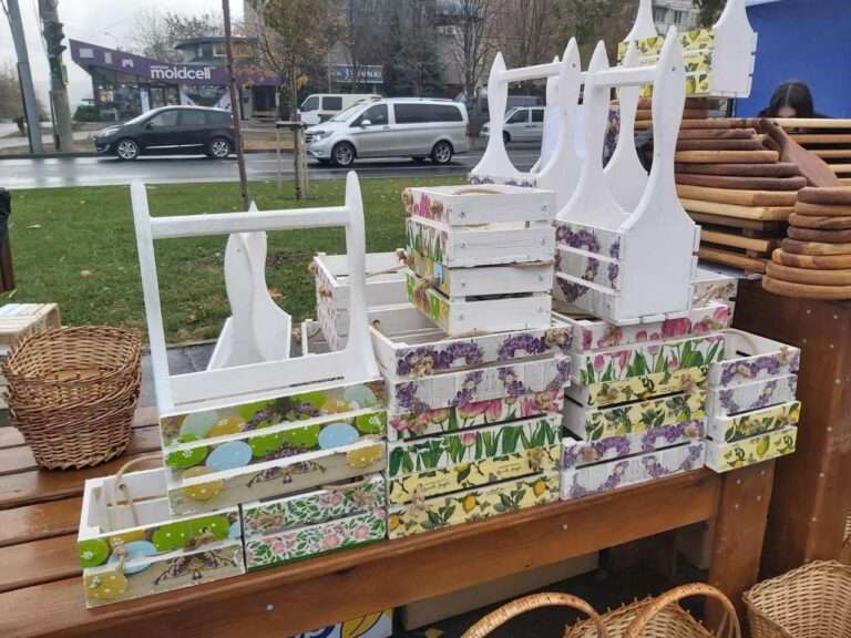 В Кишинёве открылись рождественские ярмарки местной продукции (ФОТО)
