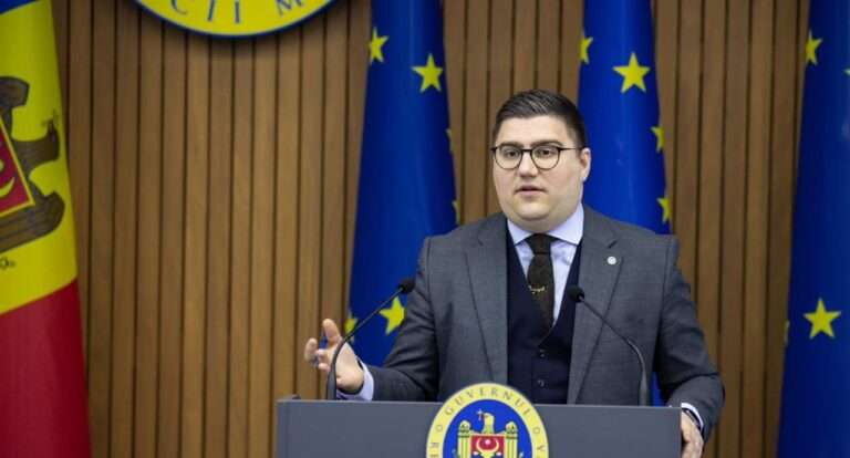 Даниел Водэ ответил Лунгу