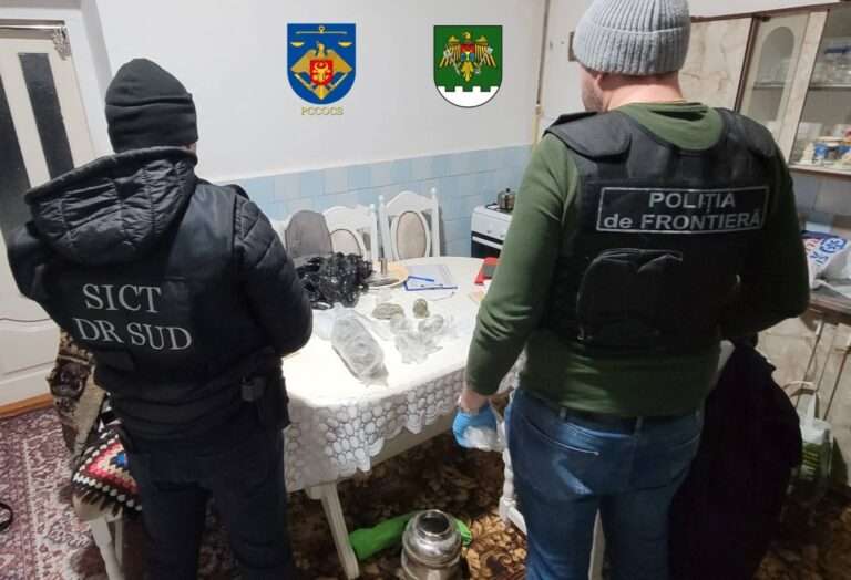 Обыск у подозреваемых в Комрате