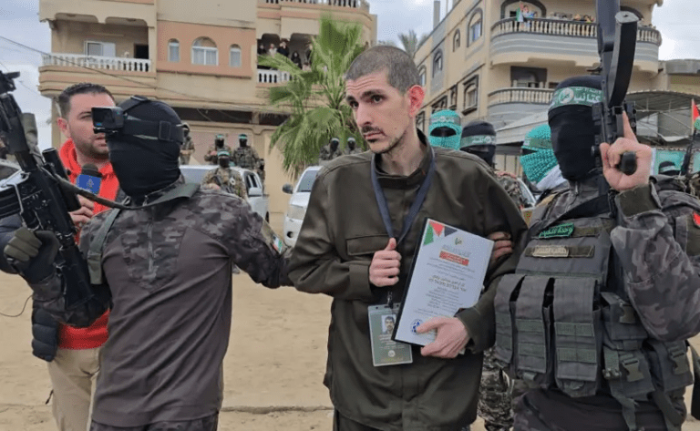 ХАМАС освободил троих израильских заложников в обмен на 183 палестинских заключённых
